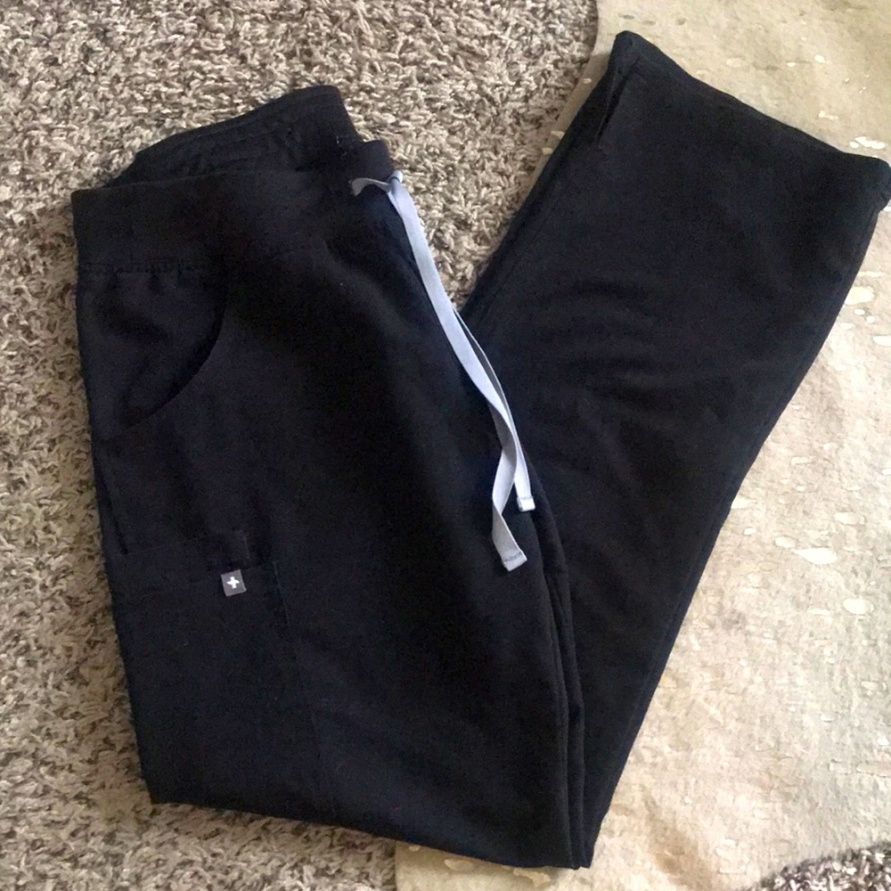 Figs black scrub pants, size Small